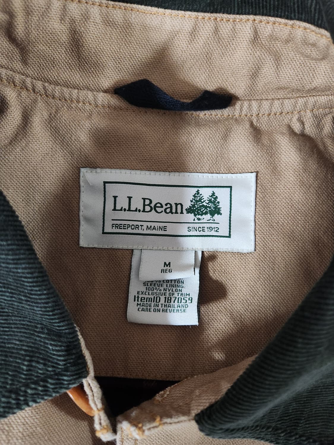 엘엘빈 헌팅자켓 팝니다. 상품이미지2