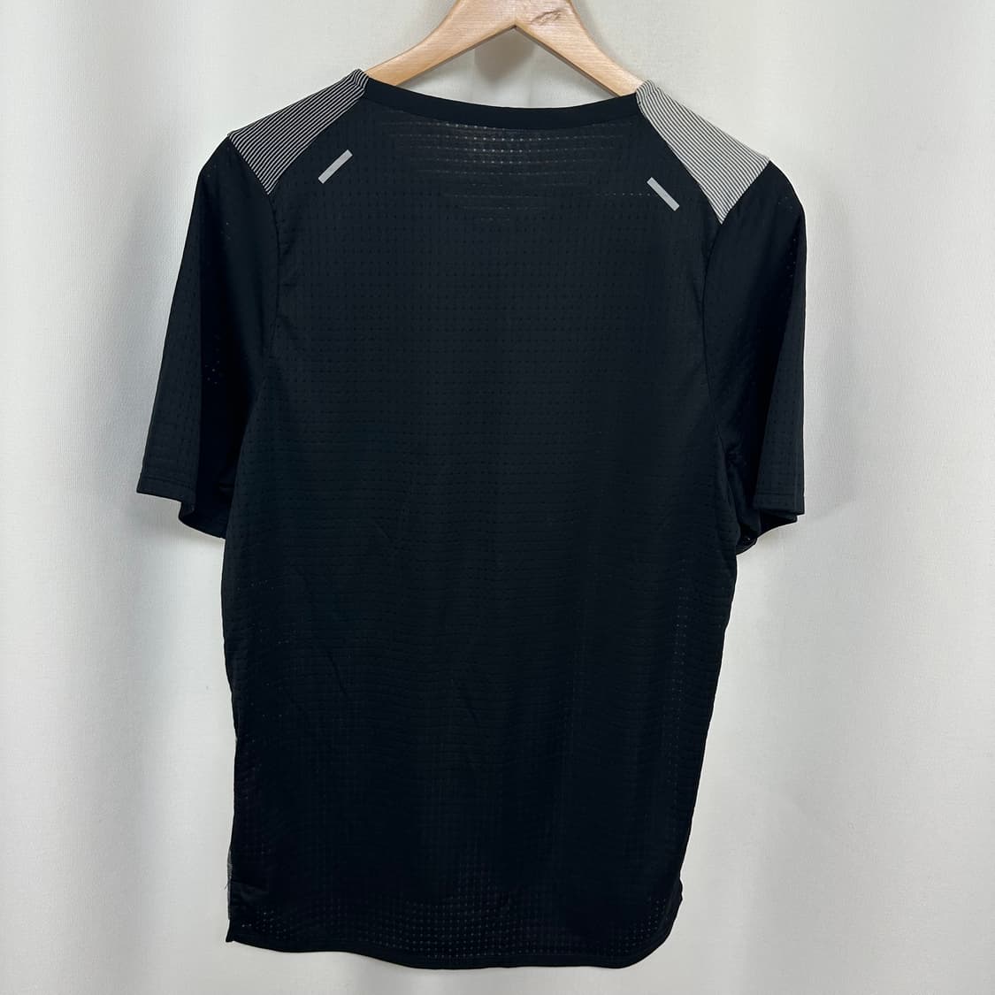  나이키 남자 통풍 운동 반팔티 L 100 상품이미지5