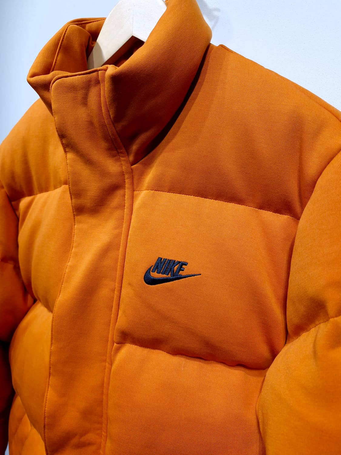 NIKE 나이키 써마핏 오버사이즈 푸퍼 오렌지_S 상품이미지5