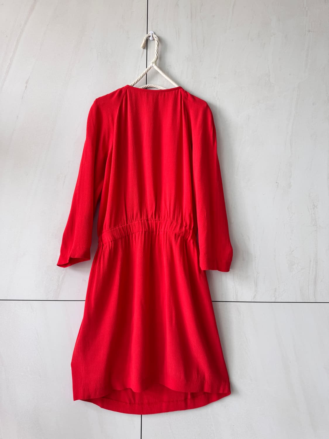 컨디션 촤상 sandro 레드 원피스 사이즈 2(55사이즈) 상품이미지3