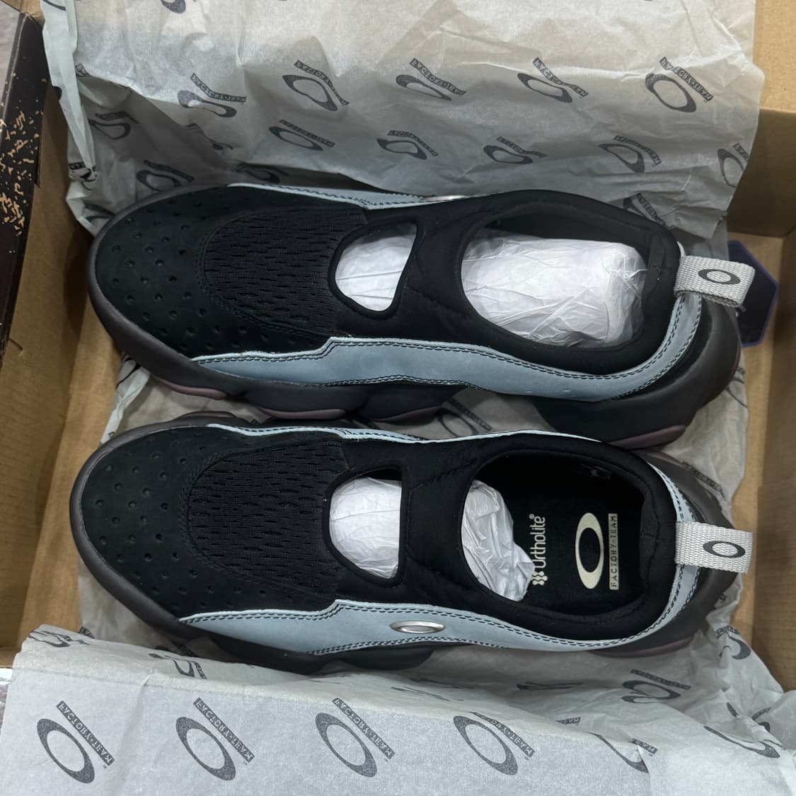 [270]오클리 팩토리팀 오스트리치 플래시 샌들 스톤블루블랙 상품이미지2