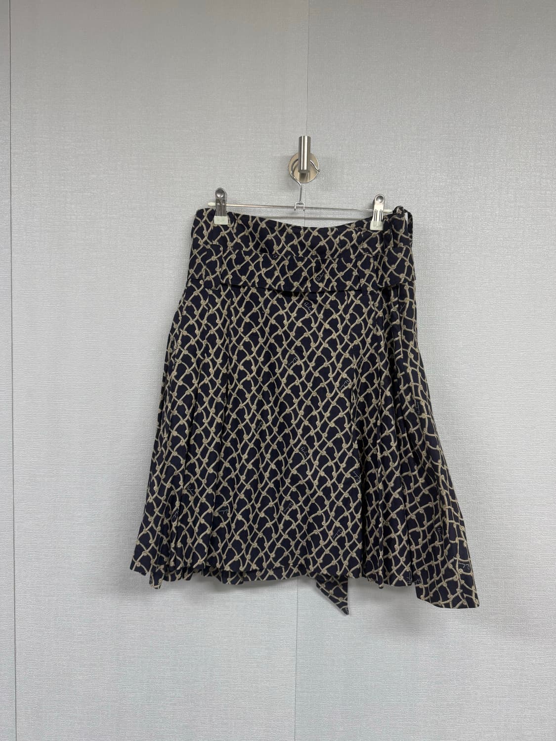 버버리 미디 스커트 상품이미지3