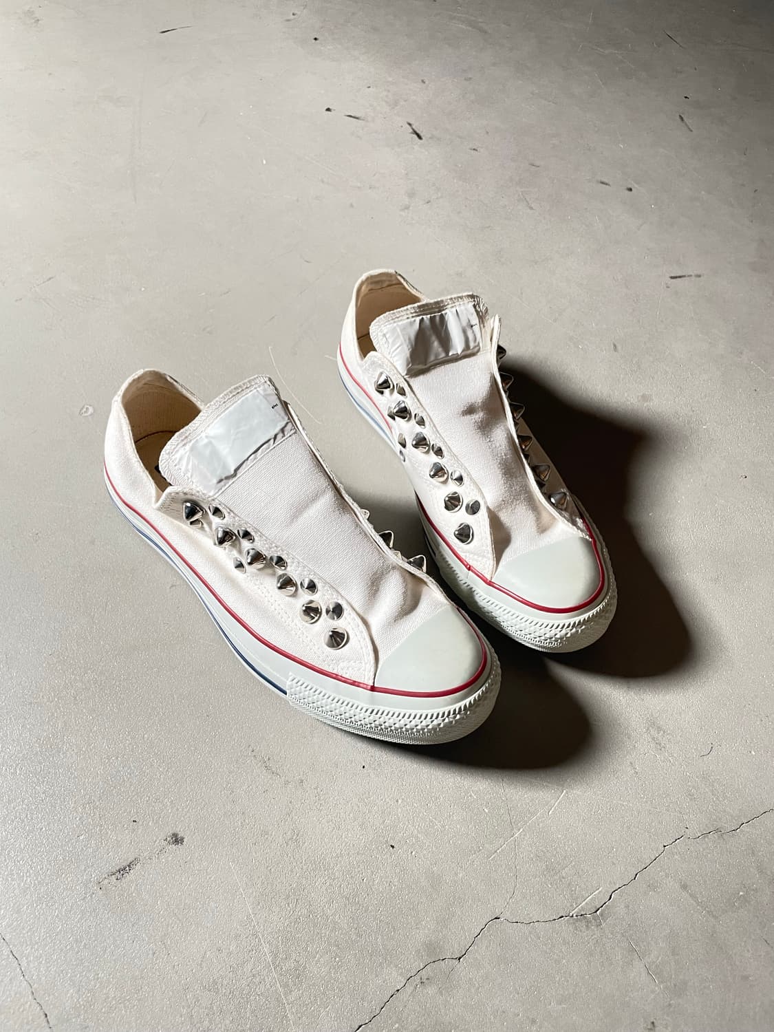 Gilet × Converse Custom Studded Sneakers 상품이미지2
