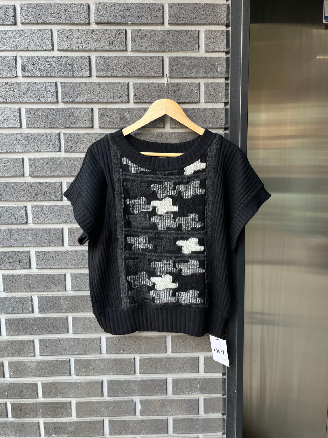 Hiroko Bis 히로코비스 텍스쳐 블락 니트 탑 상품이미지1