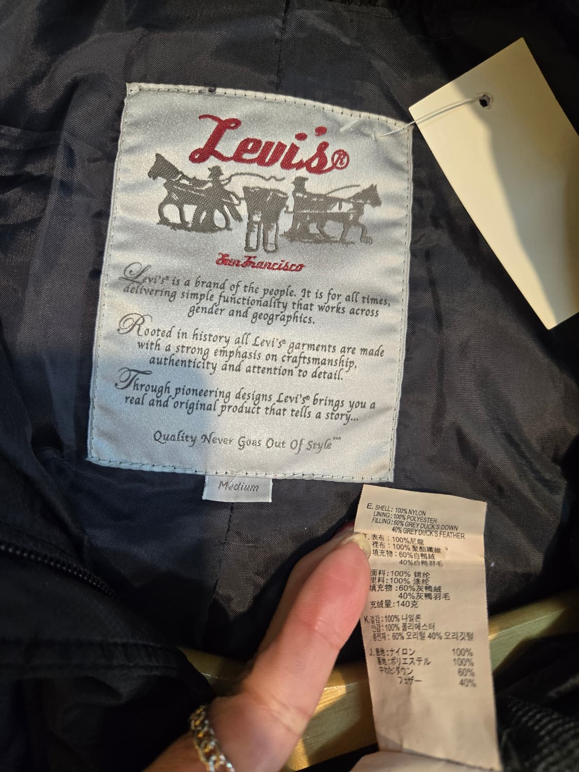 리바이스 여성 오리털 경량패딩 M 상품이미지7