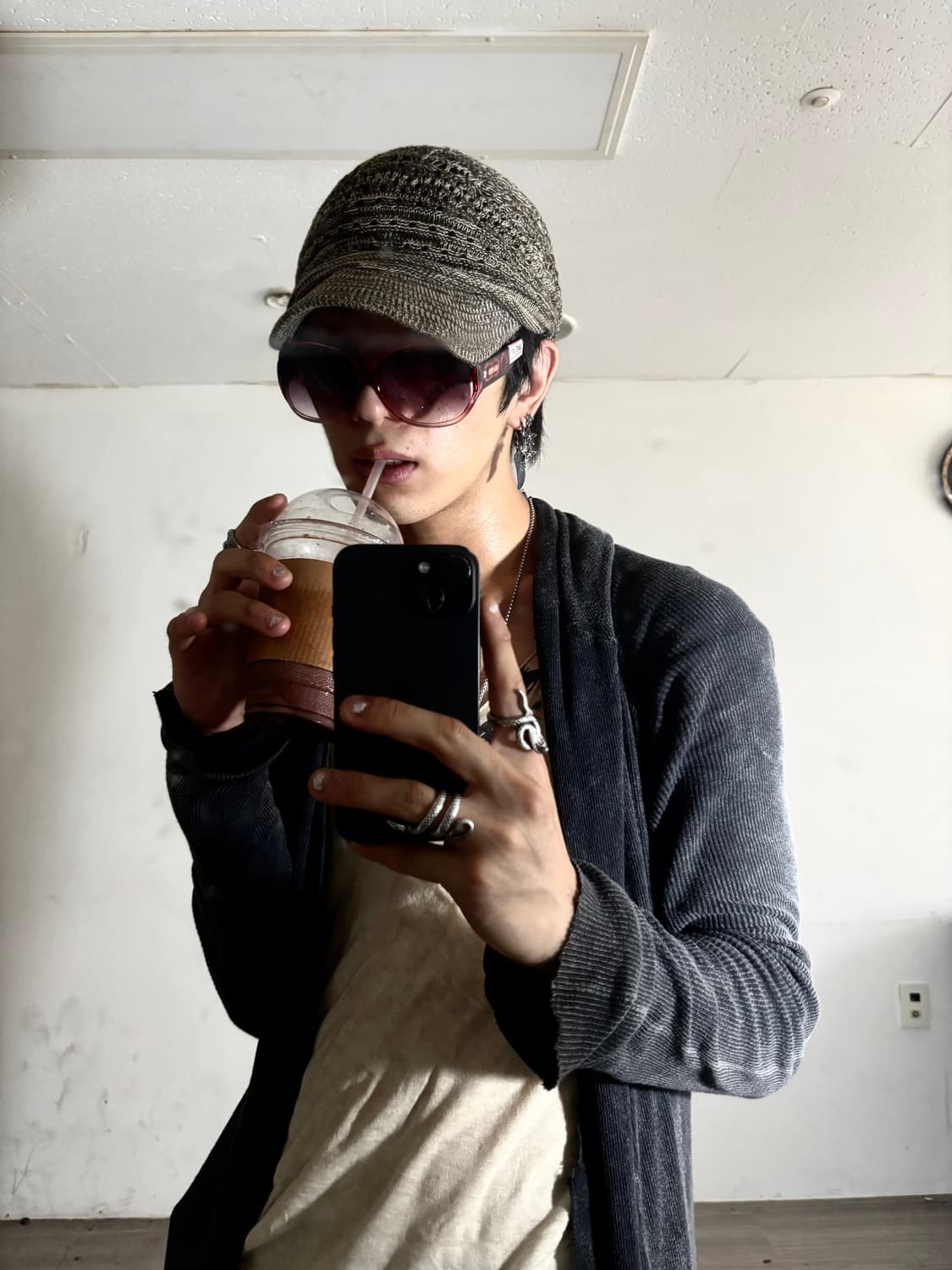 “Vintage” Burgundy sunglasses 상품이미지1
