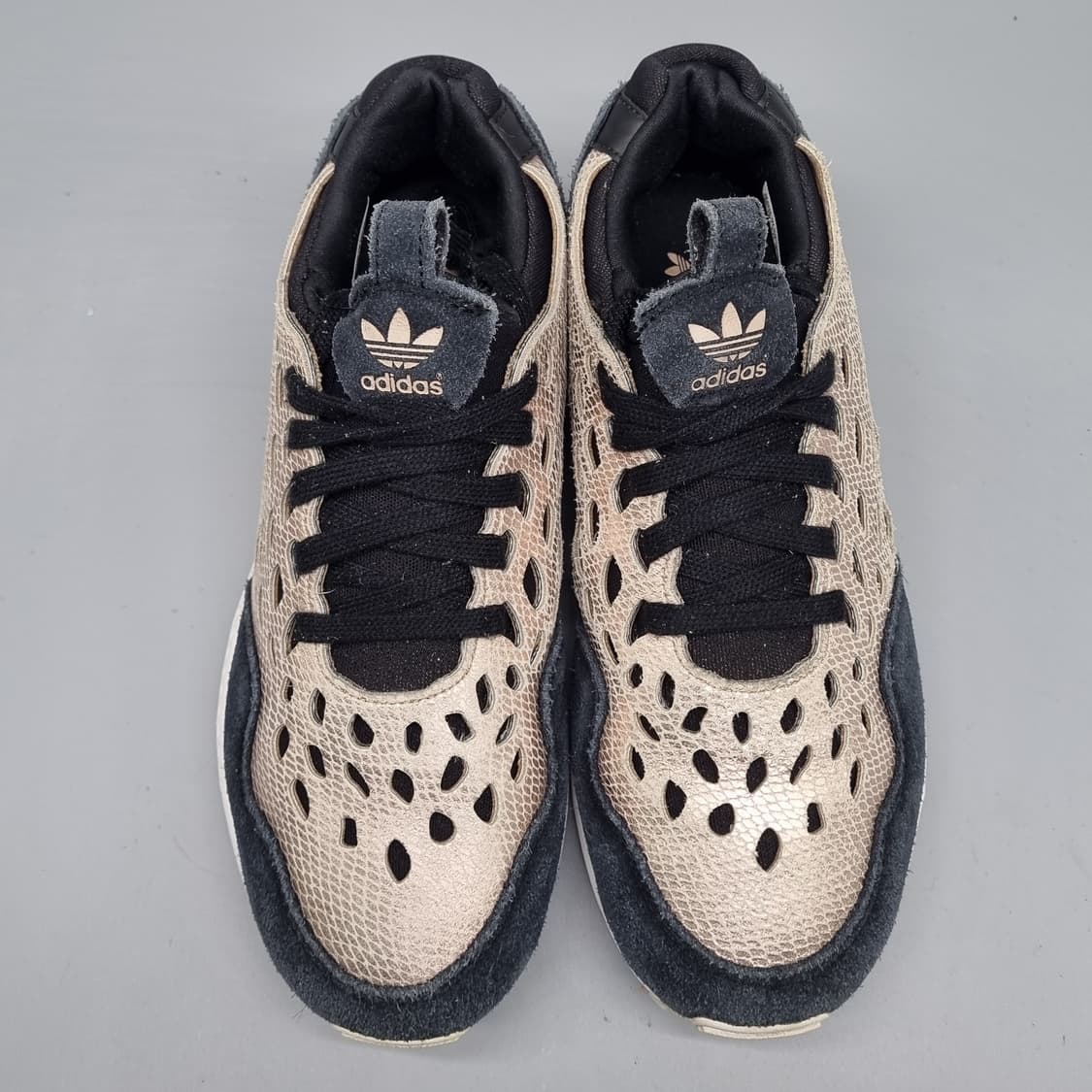 아디다스 ZX 플럭스 여성운동화230 상품이미지2