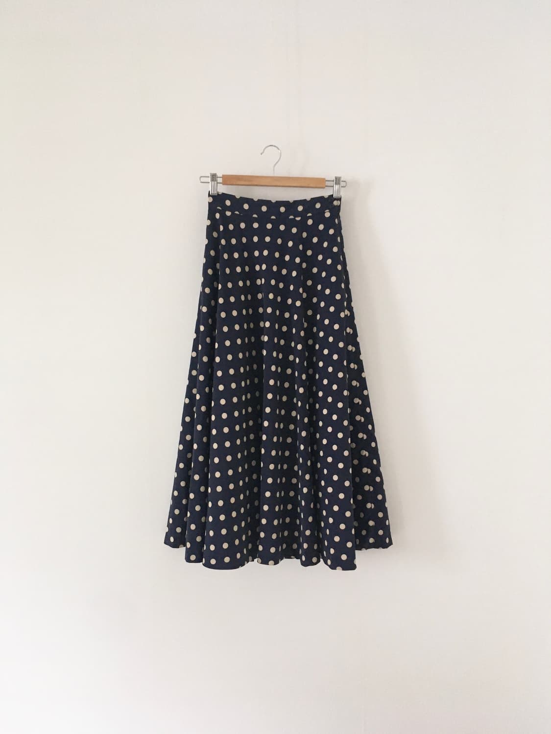 dot maxi flare skirt 상품이미지1