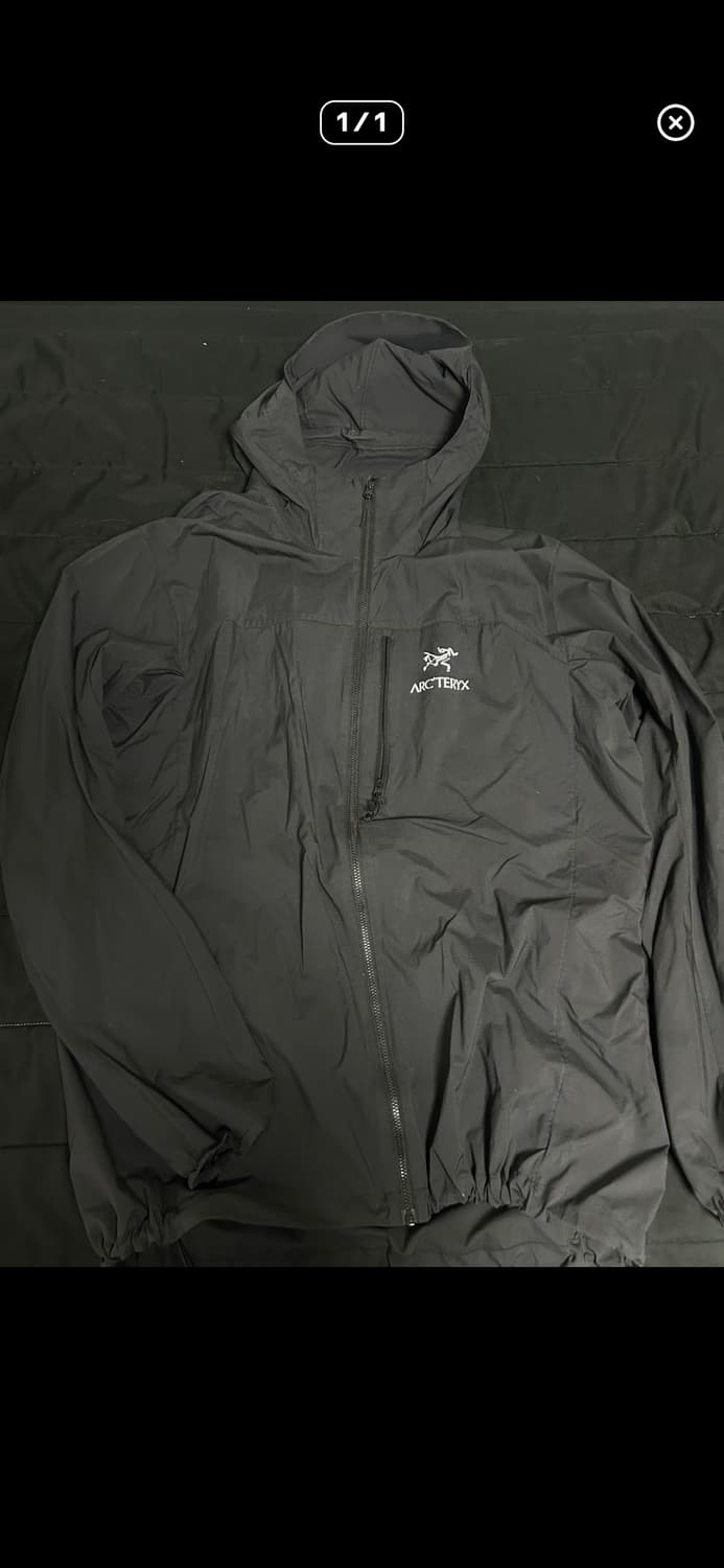 아크테릭스 스쿼미시 블랙 바람막이 상품이미지2