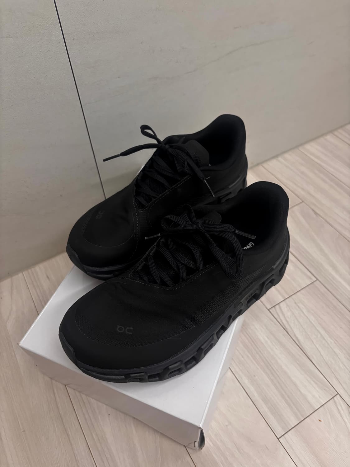 온러닝 X 파프 paf 클라우드 몬스터 2 블랙 상품이미지2