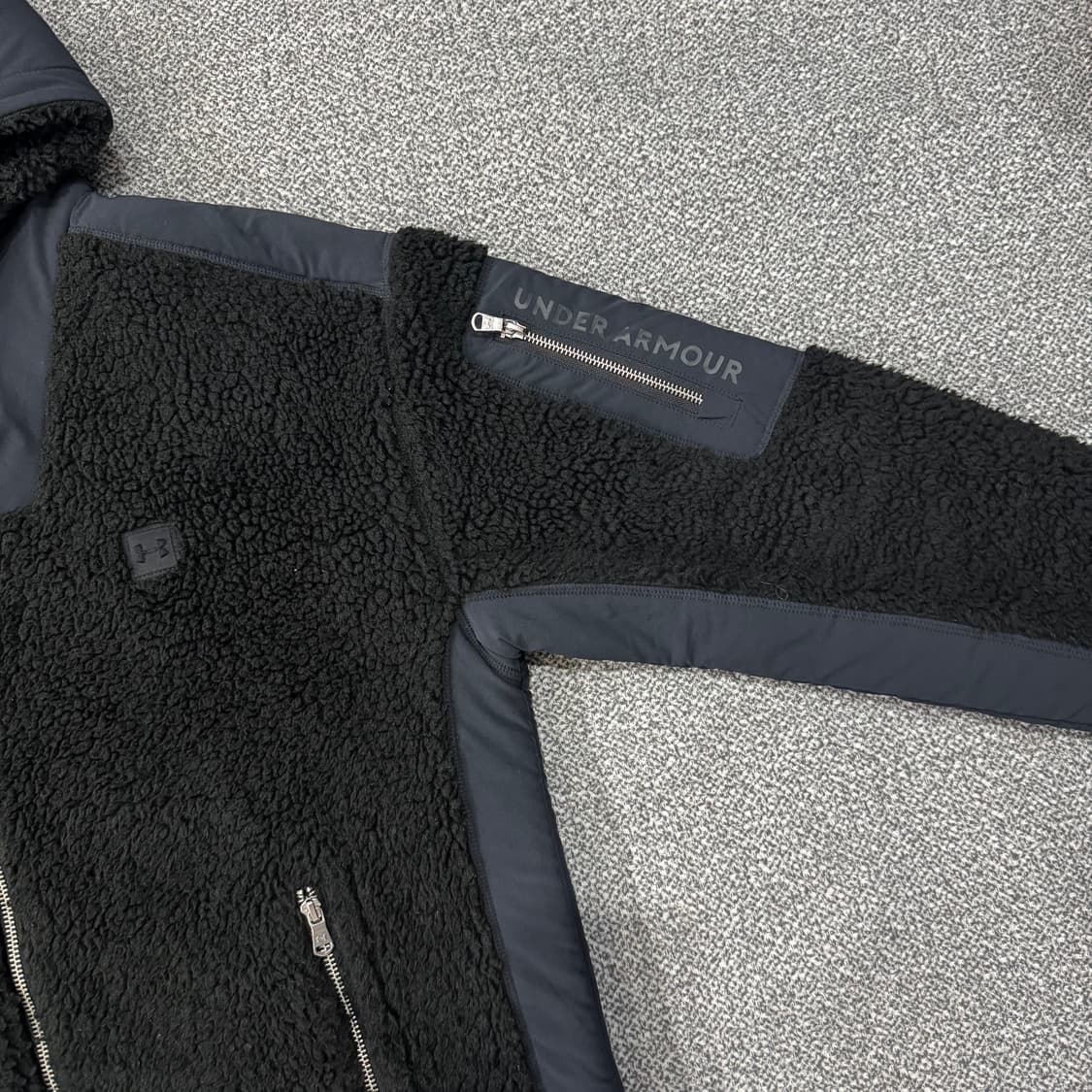 언더아머 추동 쉐르파 비숑부클 집업자켓 상품이미지3