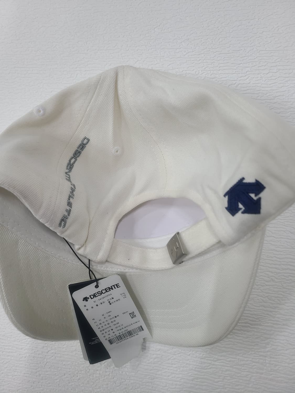 데상트 정품 흰색 DA 볼캡 모자 상품이미지3