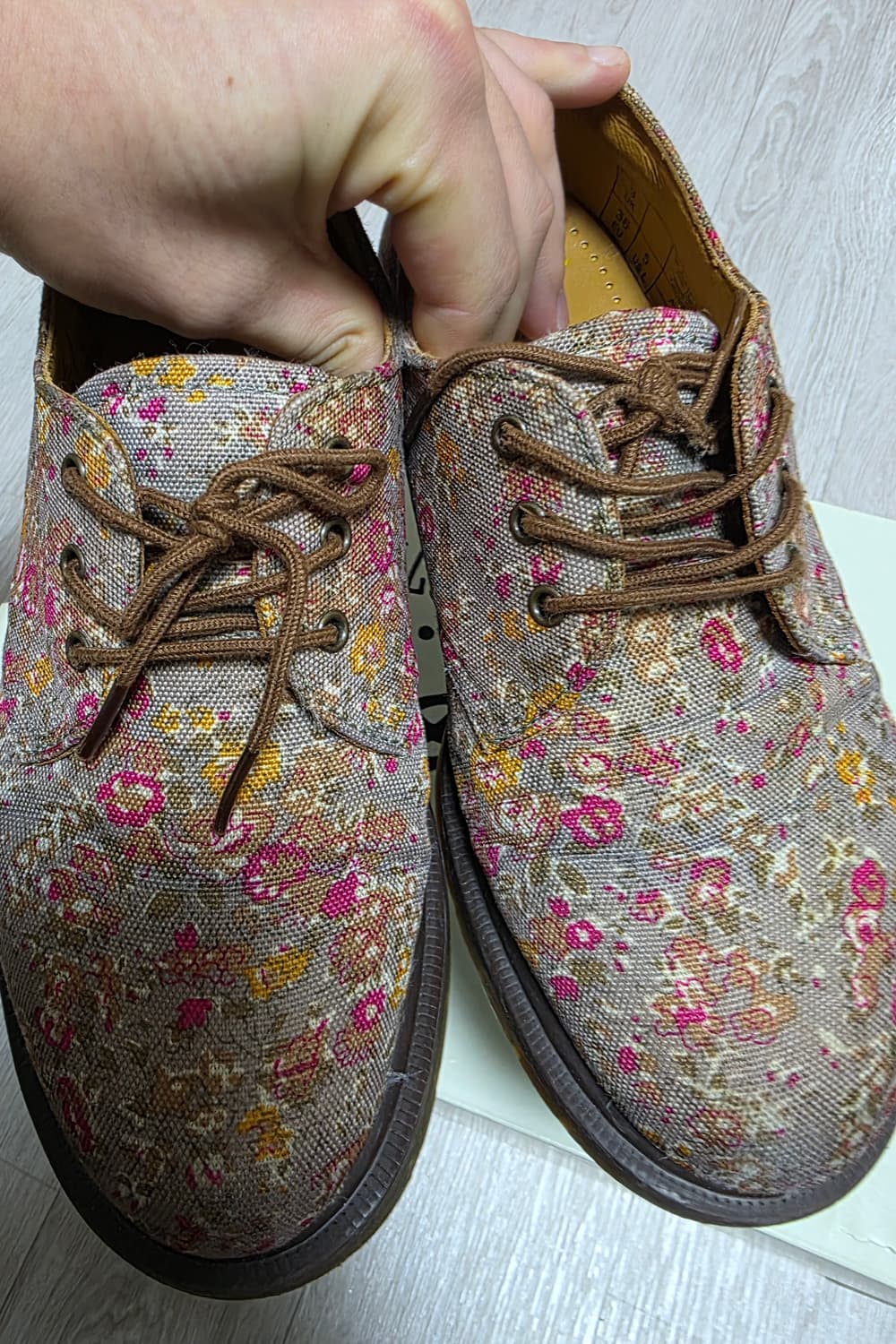 닥터마틴 플로랄 패턴 3홀슈즈 225 상품이미지4