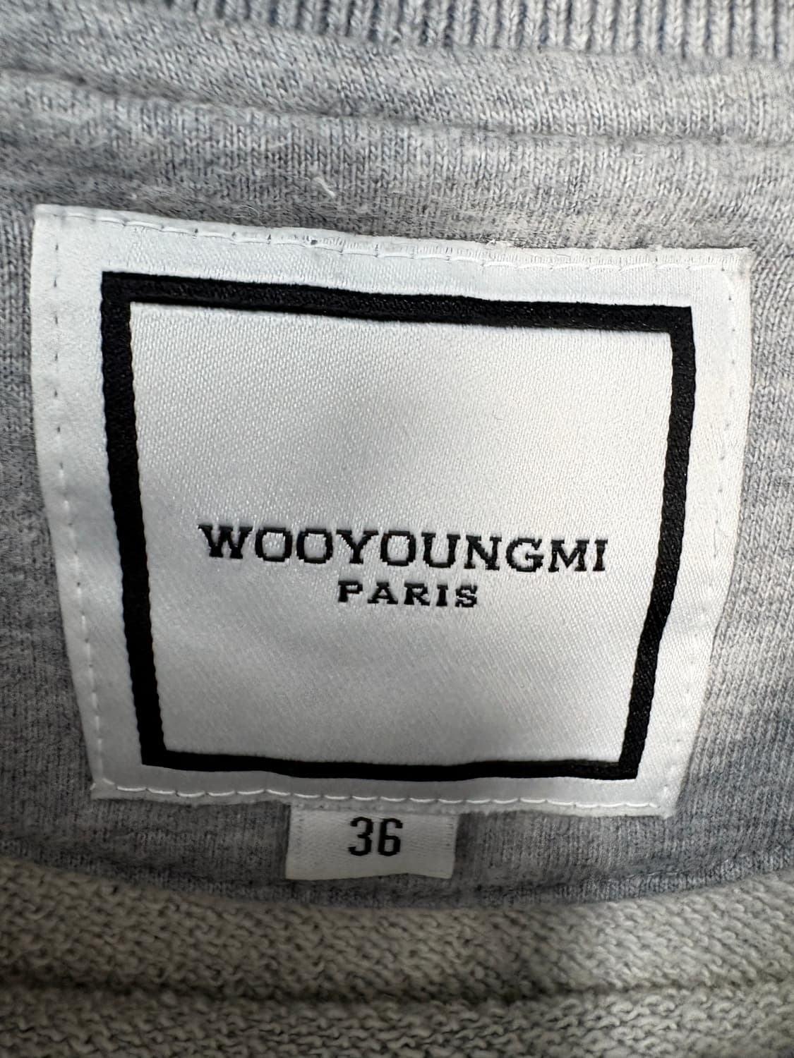 우영미 23FW 백로고 그레이 스웨트 셔츠 A3678 상품이미지6