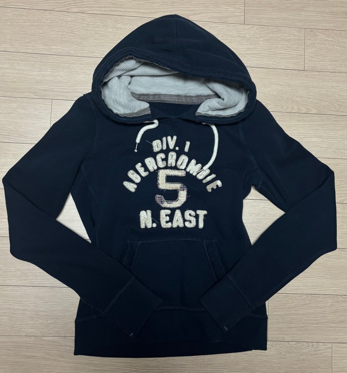 아베크롬비 후드티 네이비 S (딱붙핏) 상품이미지1