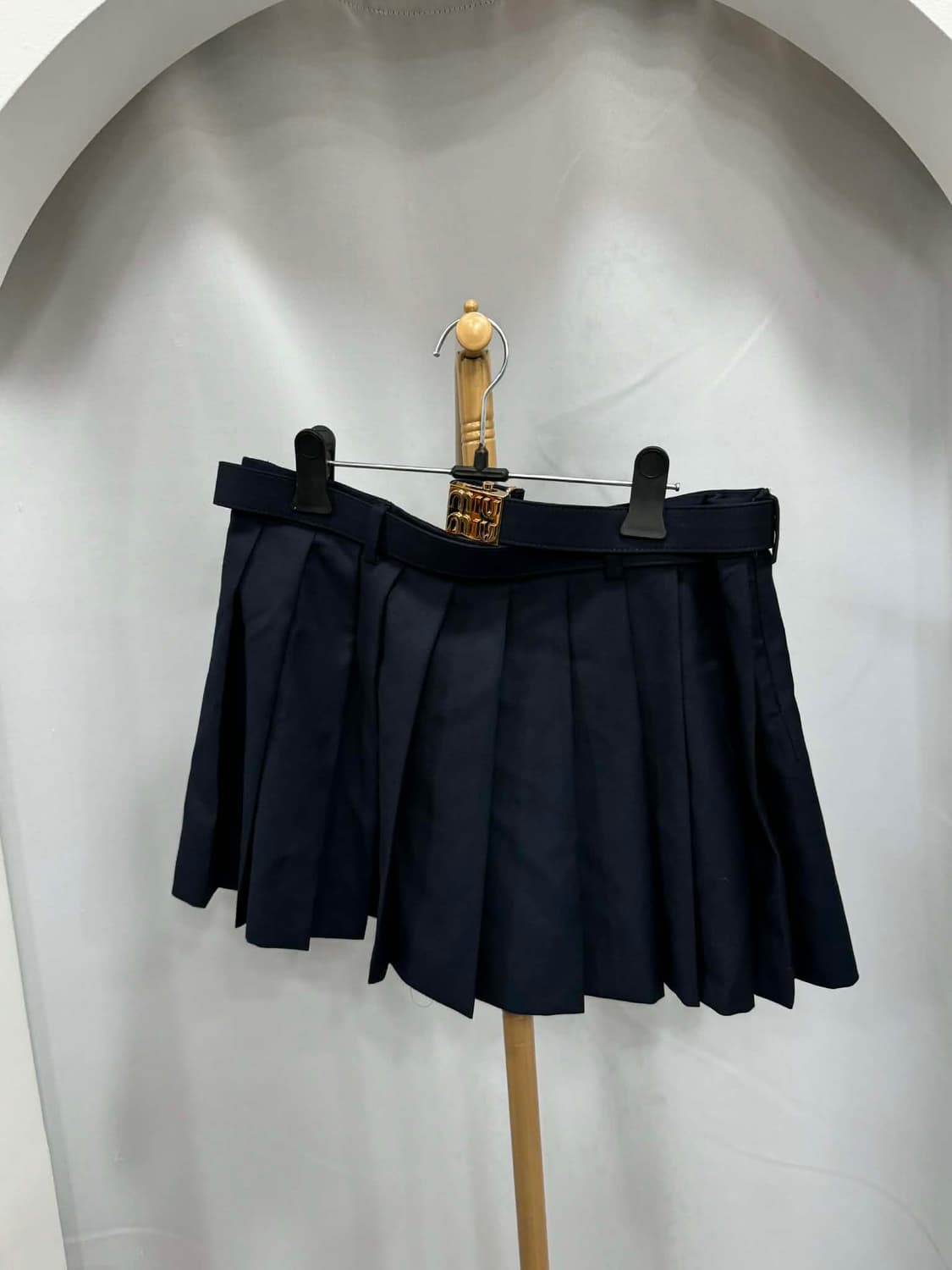 미우미우 블레이저 스커트 세트 상품이미지2