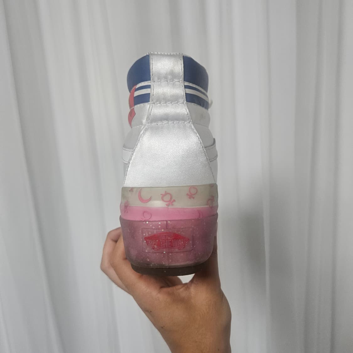 반스x세일러문 하이탑 240 상품이미지6