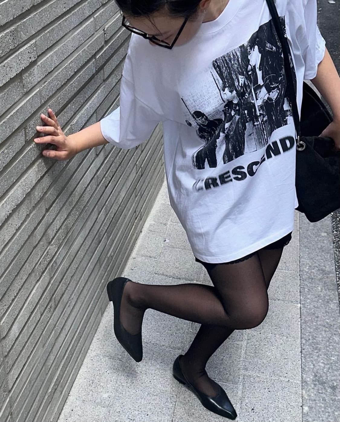 다이닛 CRESCENDO GRAPHICS T-SHIRT WHITE 상품이미지7