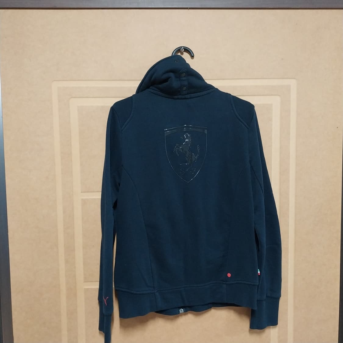 푸마 점퍼 여성M 페라리 상품이미지2