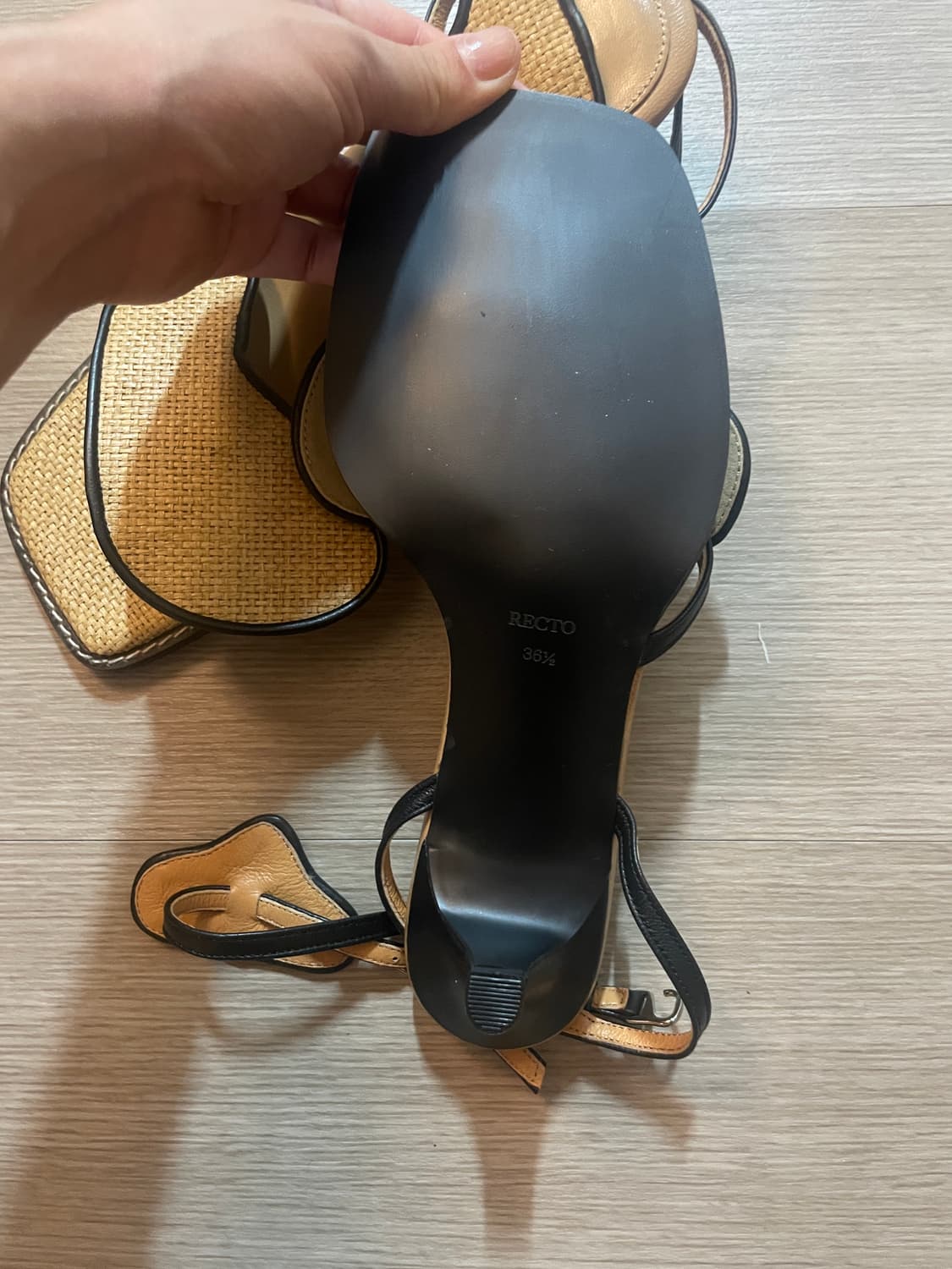 렉토 스트랩 샌들  상품이미지3