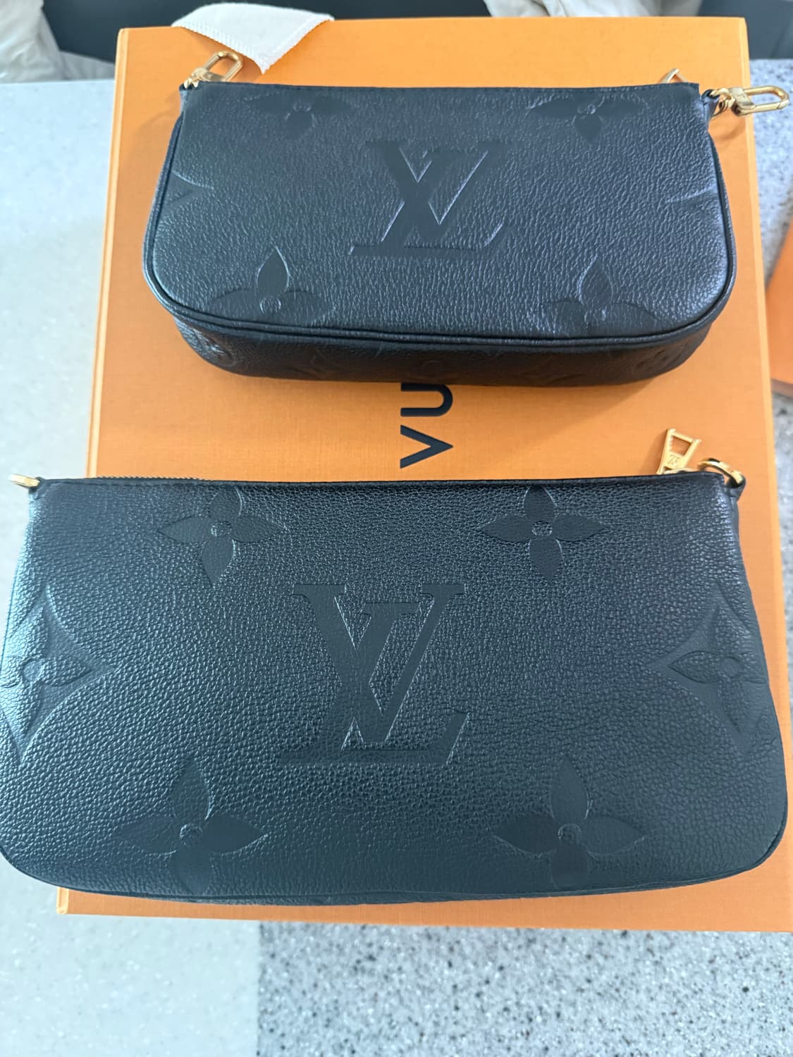 루이비통 멀티 포쉐트 악세수아 앙프렝뜨 블랙 M80399 상품이미지2