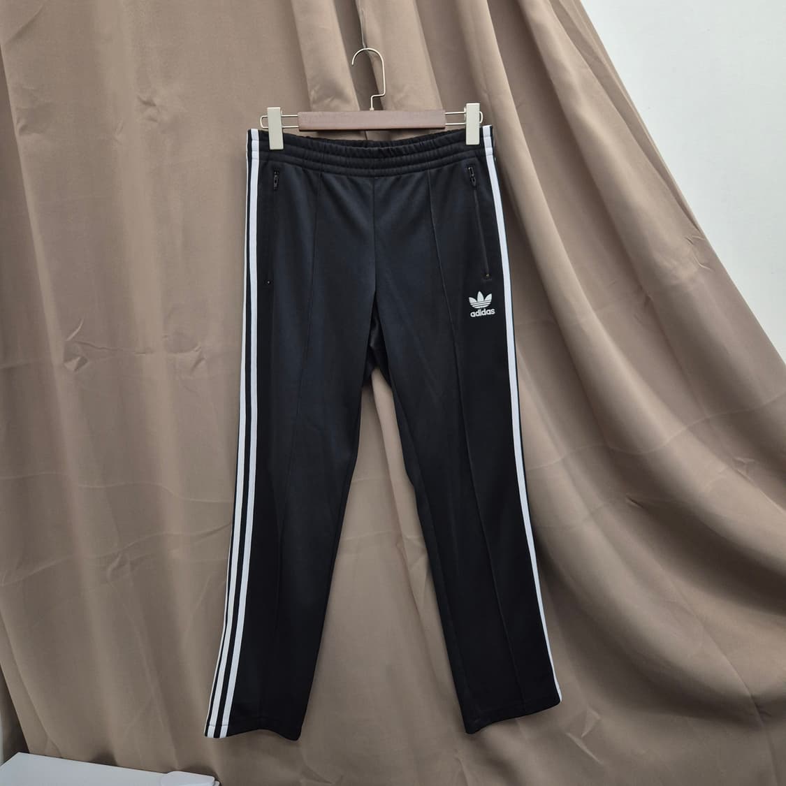 아디다스 유로파 트랙 팬츠 L 상품이미지1