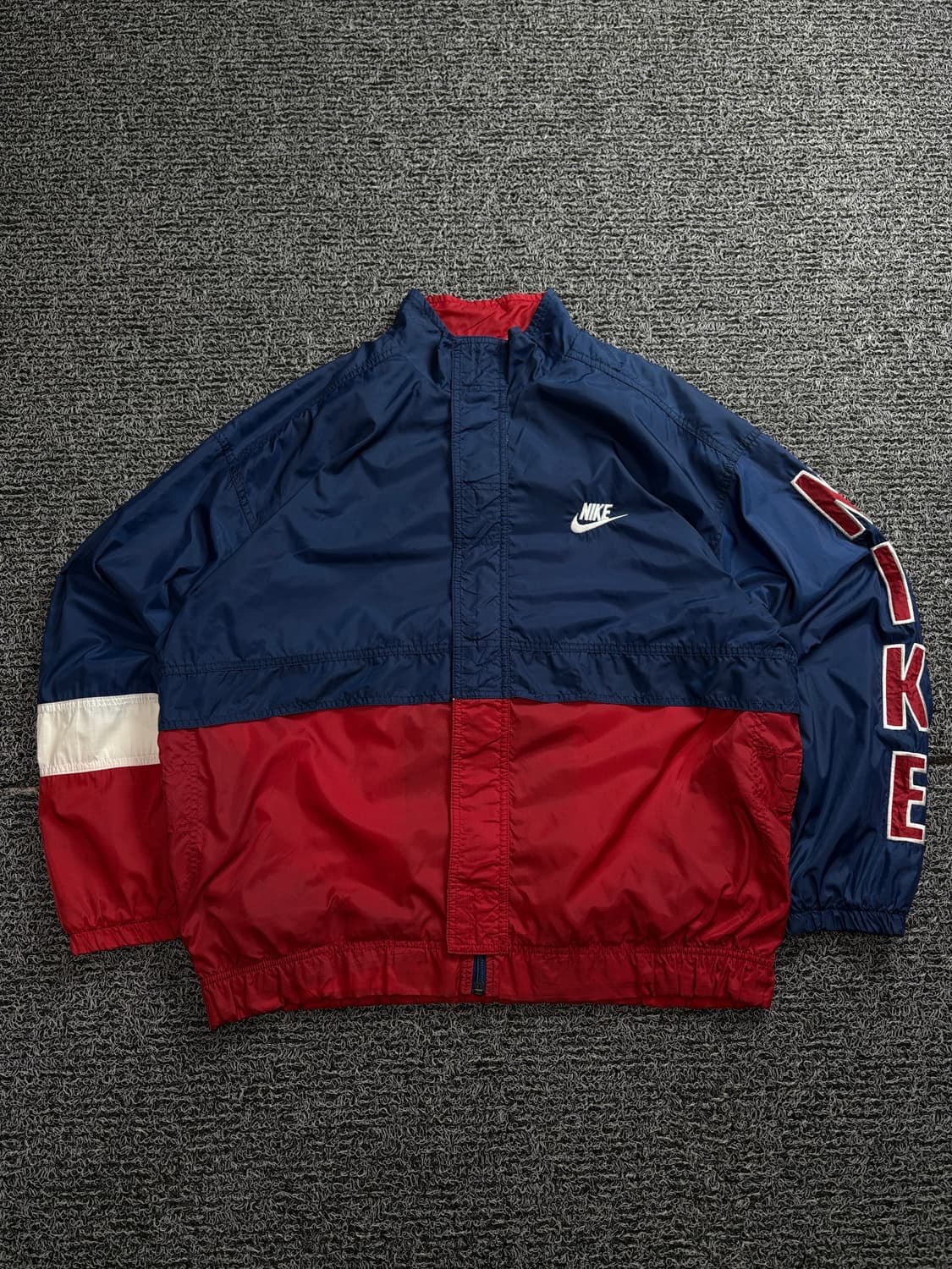 90s 나이키 빅로고 올드스쿨 배색 박시핏 바람막이 1751 상품이미지2