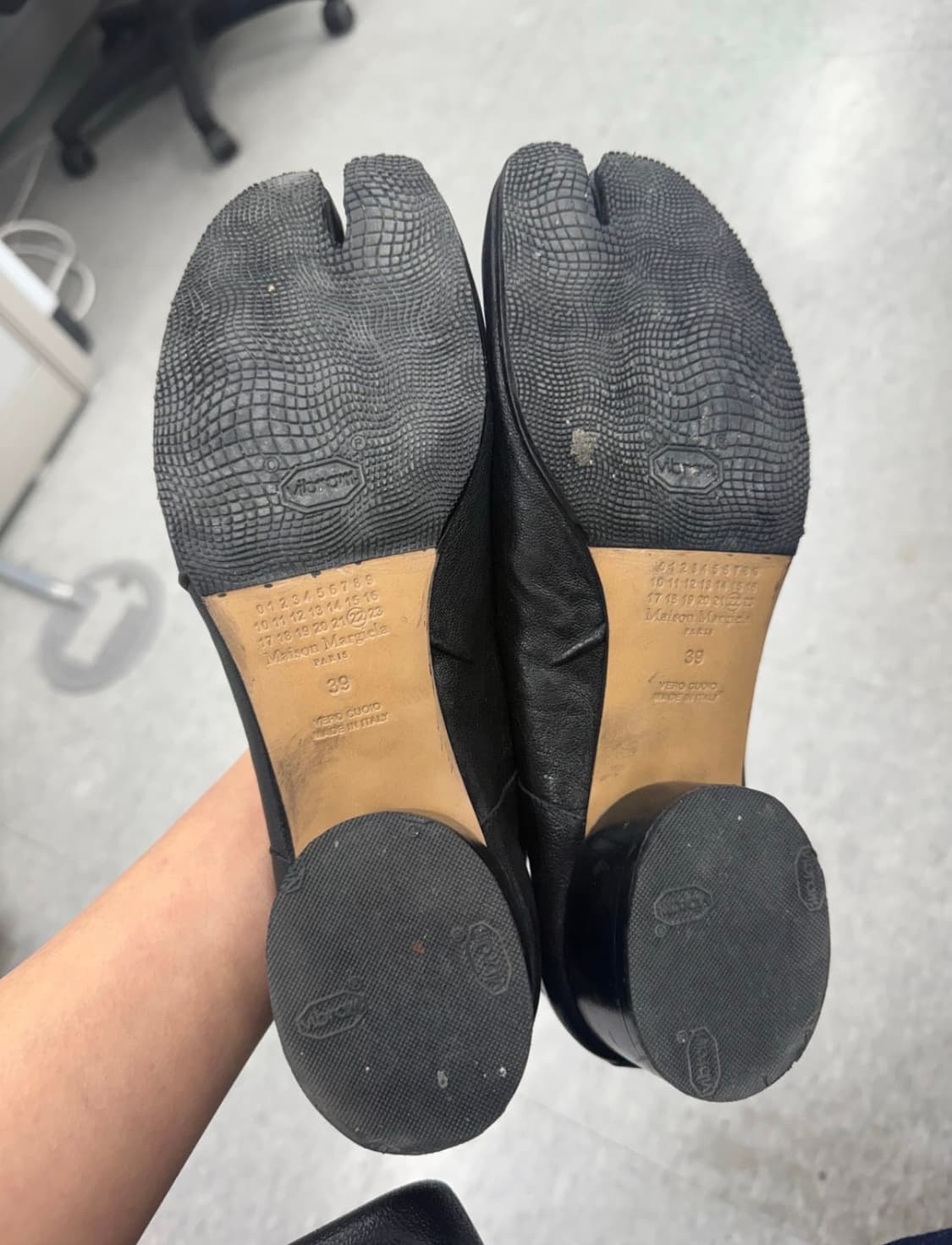 메종 마르지엘라 타비 펌프스힐 39 상품이미지2