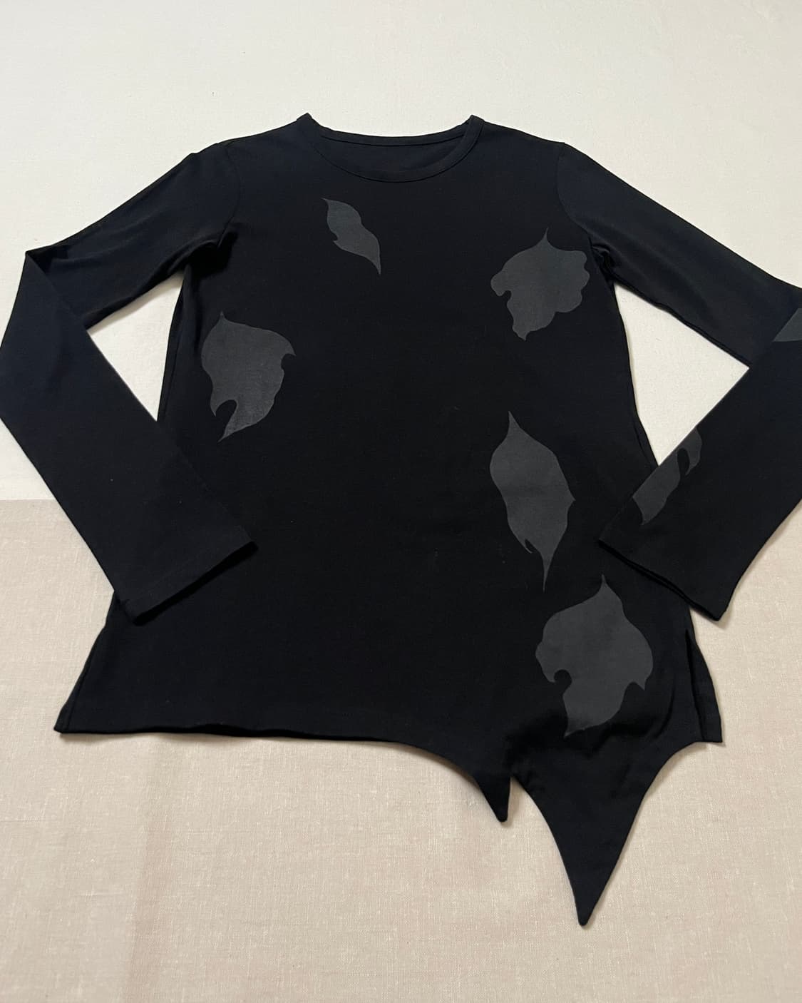 요지야마모토 나뭇잎 모티브 롱슬리브 티 Yohji Yamamoto 상품이미지6