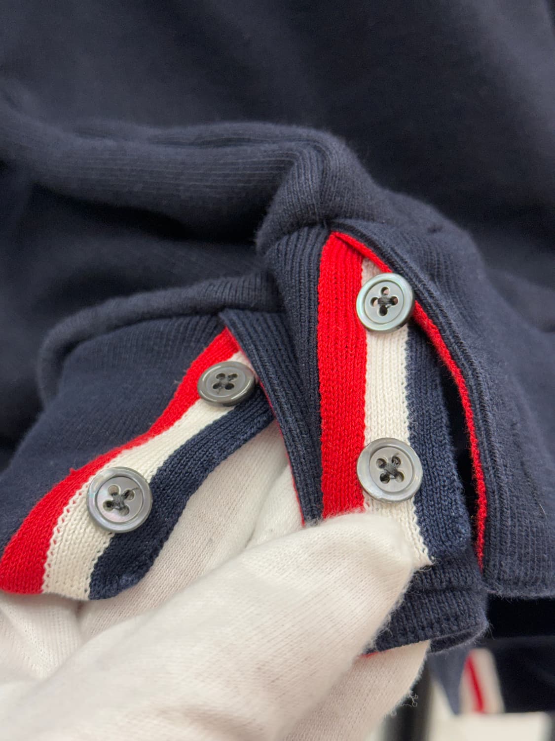 [2] 톰브라운 백삼선 맨투맨 상품이미지5