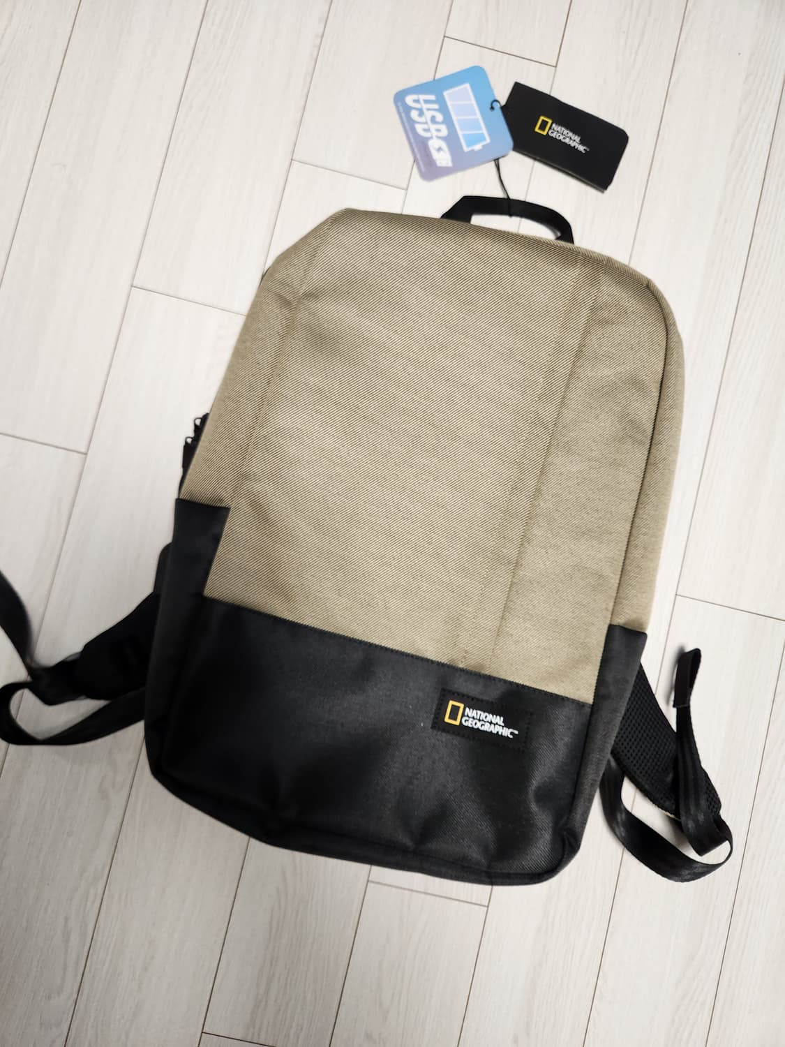 택새상품)내셔널지오그래픽 데이백 백팩 노트북 백팩

출시가260,000원 상품이미지1