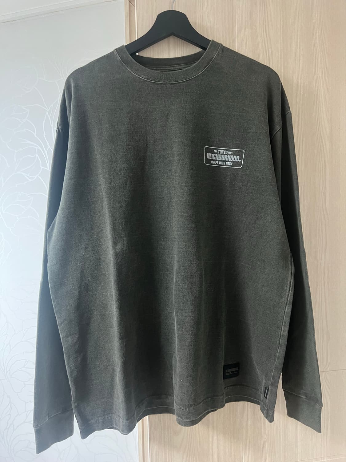 네이버후드 피그먼트다이드 긴팔티 105 상품이미지1