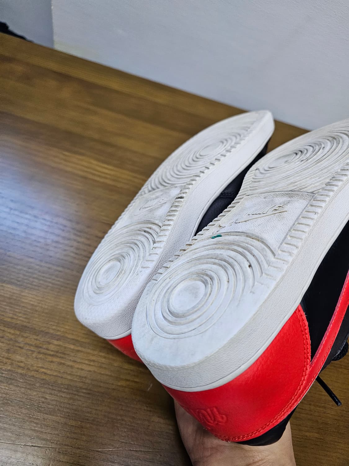 나이키 에버논 로우 블랙 하바네로 레드 상품이미지9