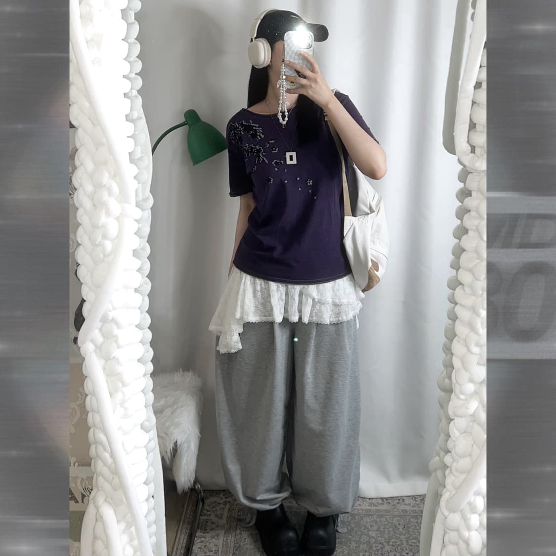 보라 와이드넥 빈티지 플라워 반팔 티셔츠  상품이미지6
