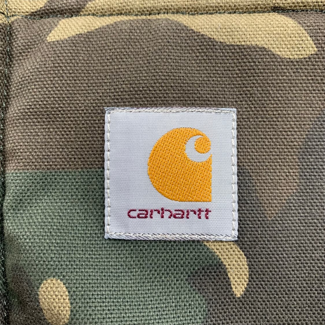 칼하트 WIP 파일 라인드 액티브 자켓 카모 패턴 상품이미지3