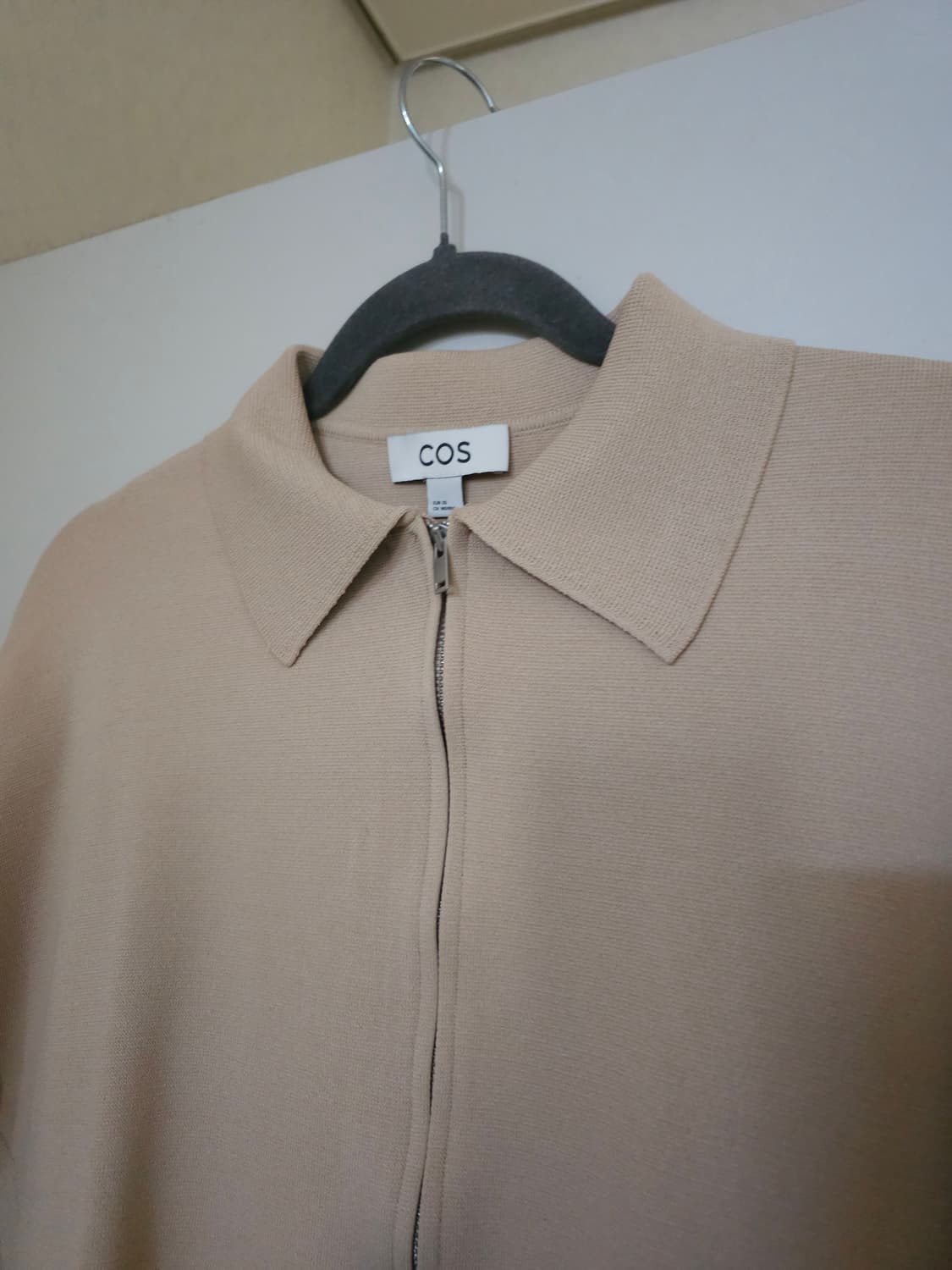 COS 코스 지퍼 니트 가디건 베이지 상품이미지2