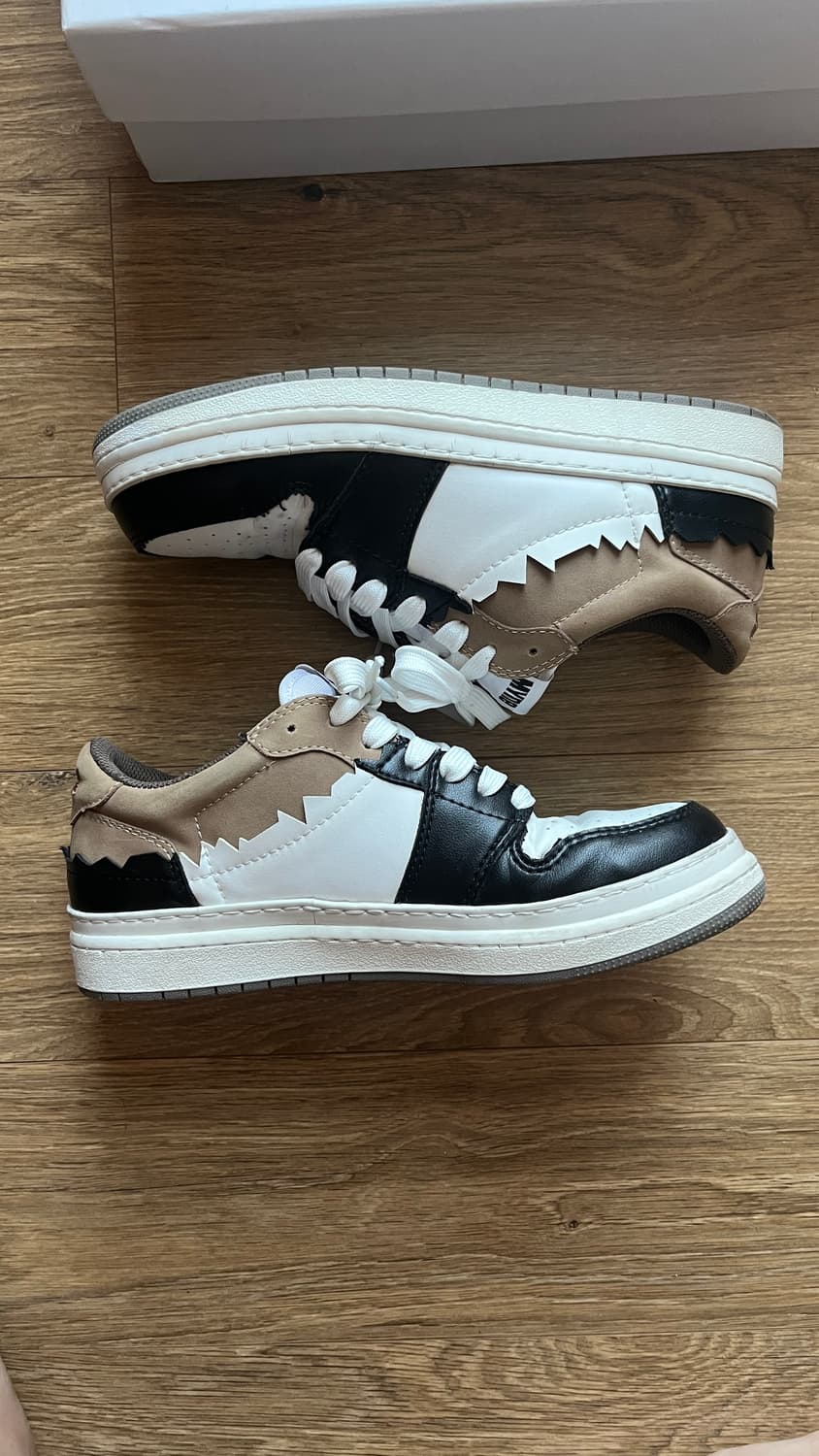 미하라 야스히로 Myne 하이브리드 스니커즈 42 상품이미지2