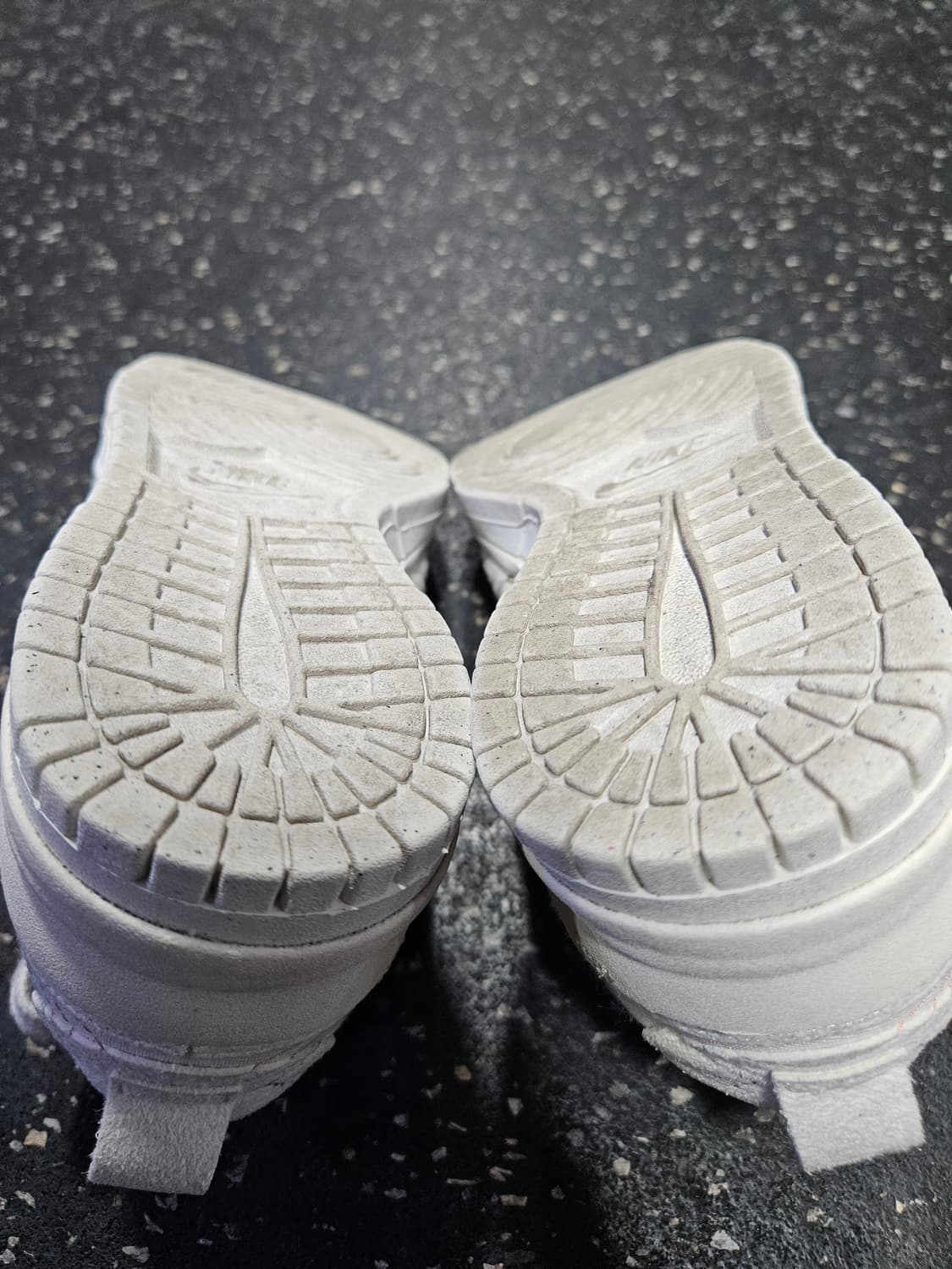 나이키 덩크 로우 디스럽트2 245mm  상품이미지3