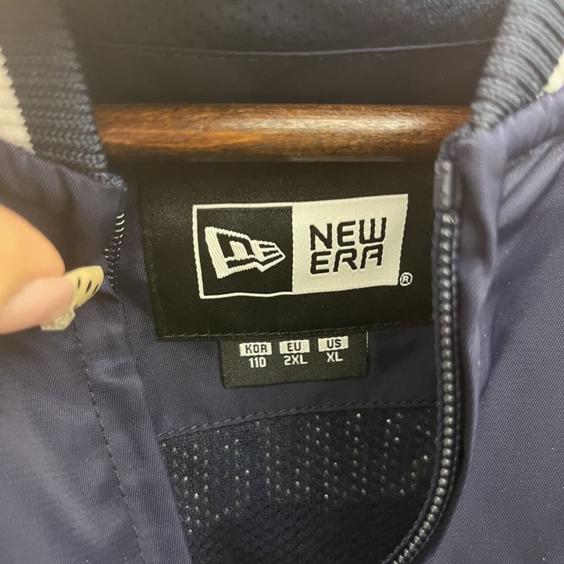 뉴에라 올드스쿨 레트로 새틴 바시티 자켓 110 C09875 상품이미지5