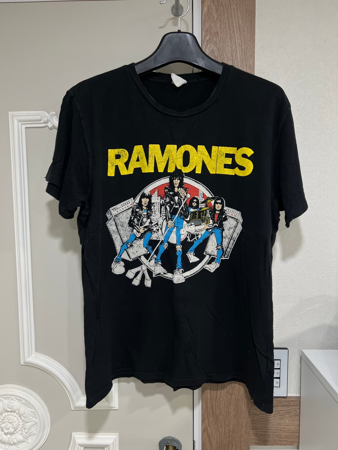 메이드원 라몬즈 티셔츠 상품이미지1