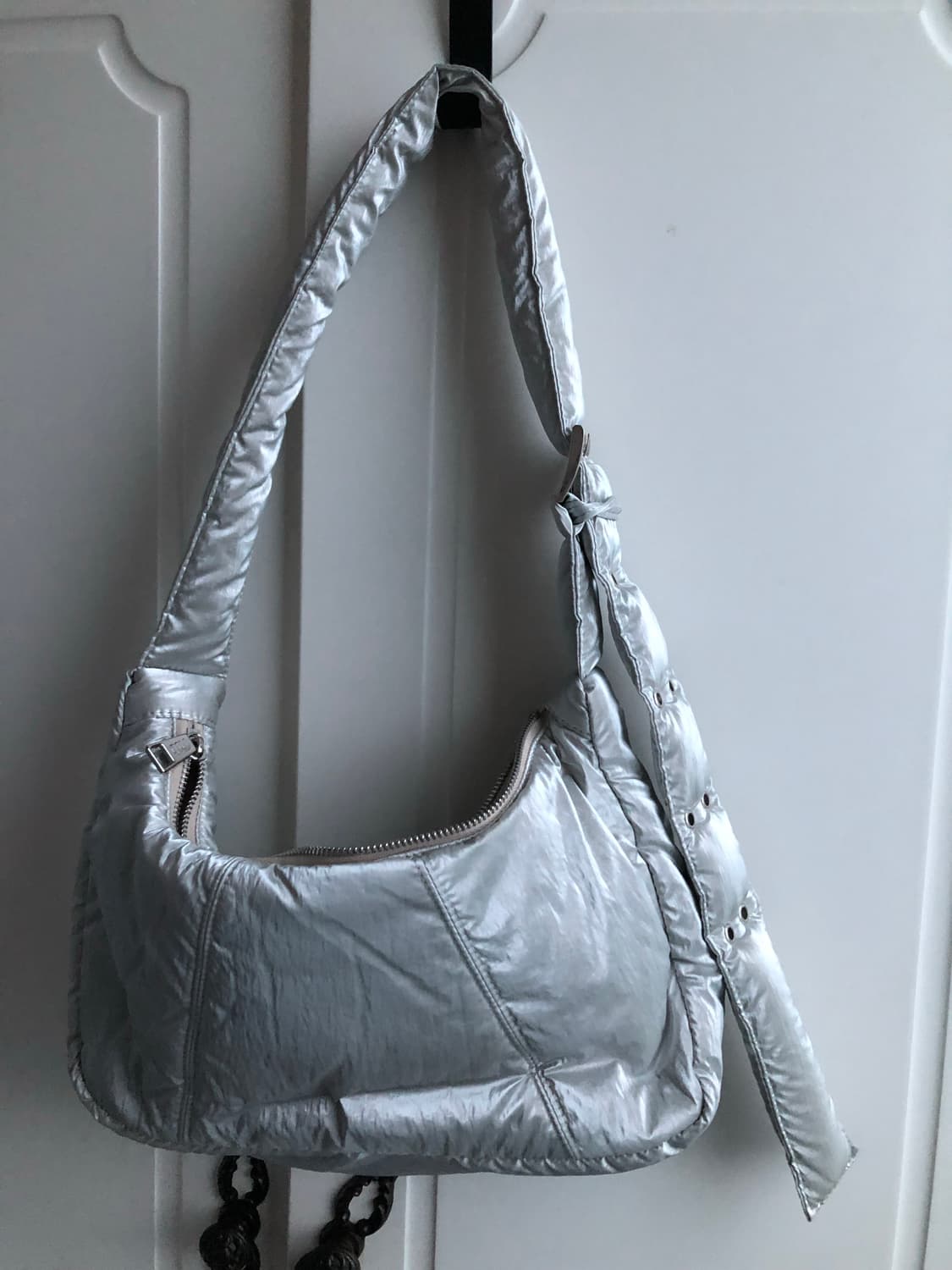 필인더블랭크 icy hobo bag 상품이미지4