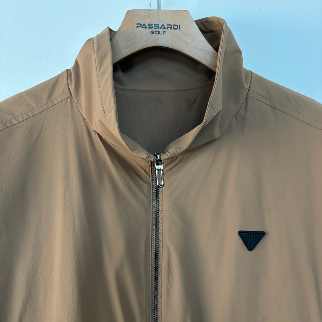 데니스 골드 브라운 바람막이 점퍼 상품이미지2