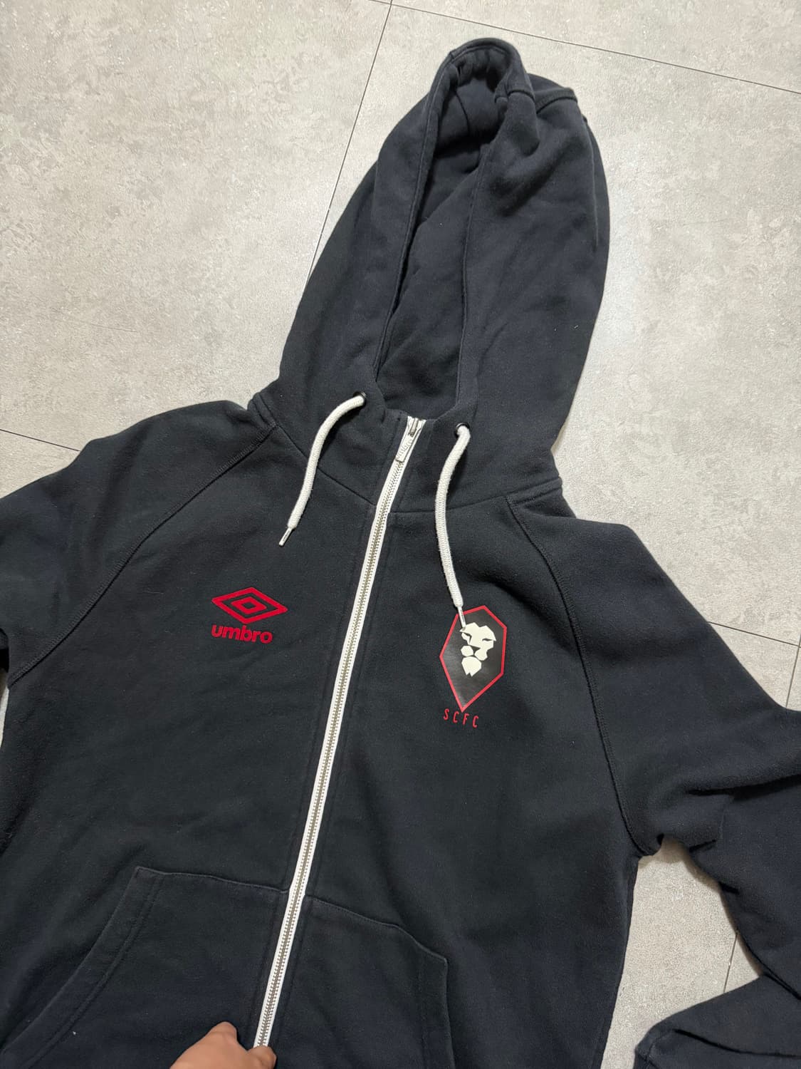 엄브로  도톰 코튼  스웻 후디  100size   상품이미지2