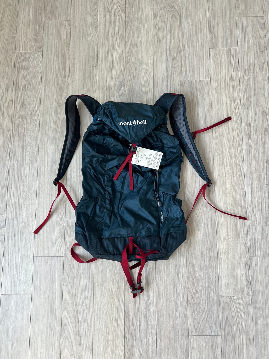 (새상품) 몽벨 버사라이트 팩 20 백팩 블루 블랙 상품이미지1