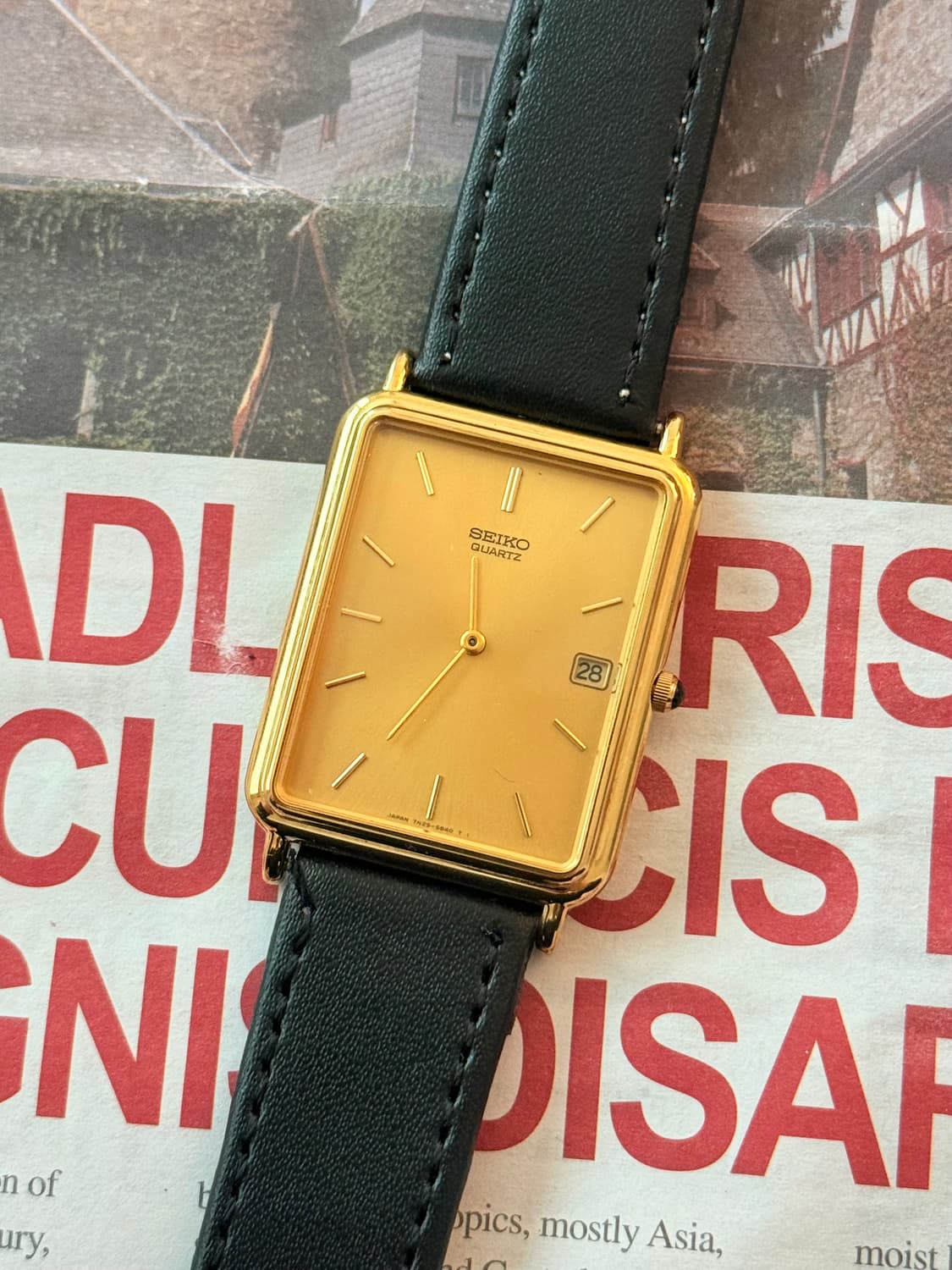 Seiko 세이코 카보숑 크라운 탱크 쿼츠 상품이미지1