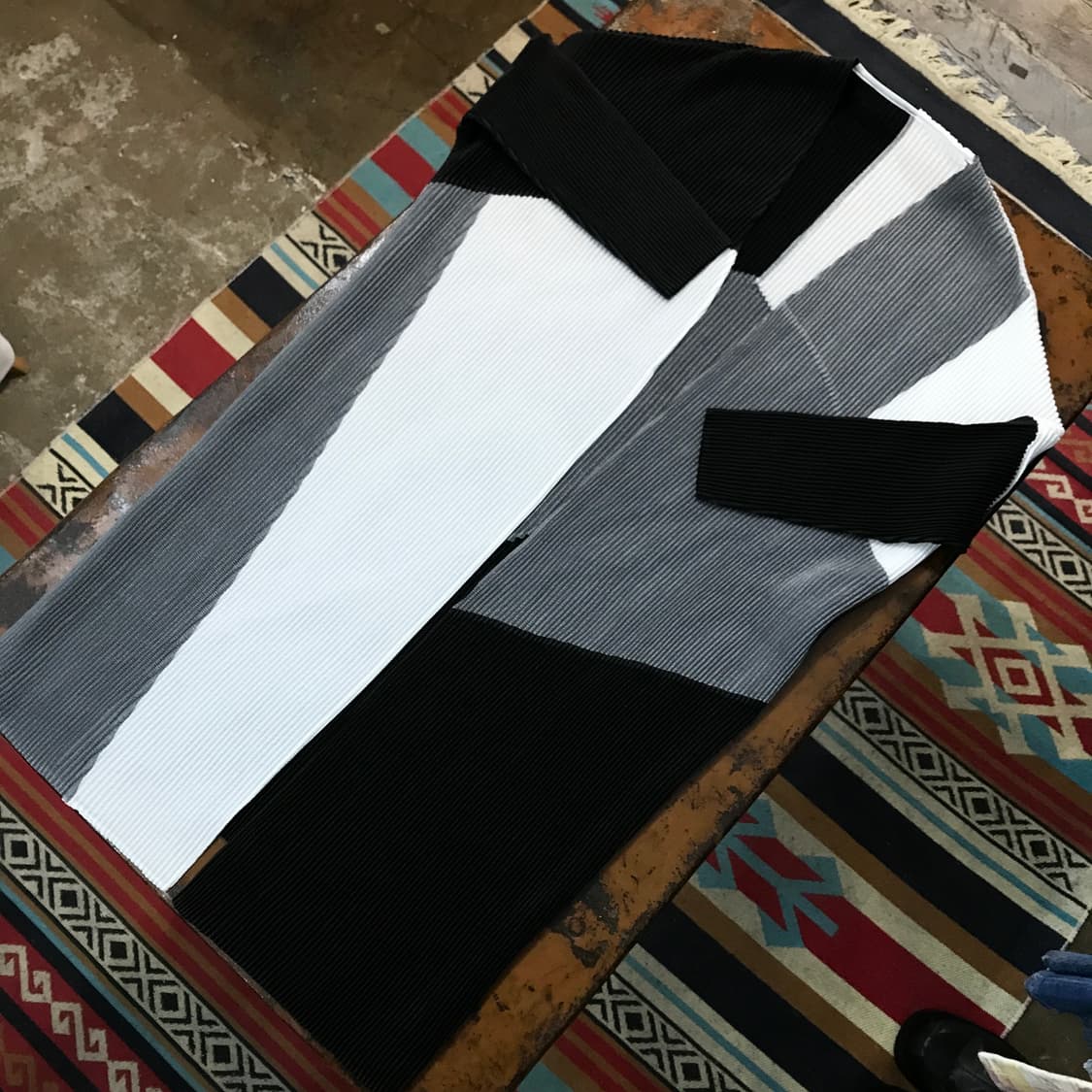 Japan 스피치오 컬러링 플리츠 롱 로브 가디건 여성 프리사이즈 상품이미지2