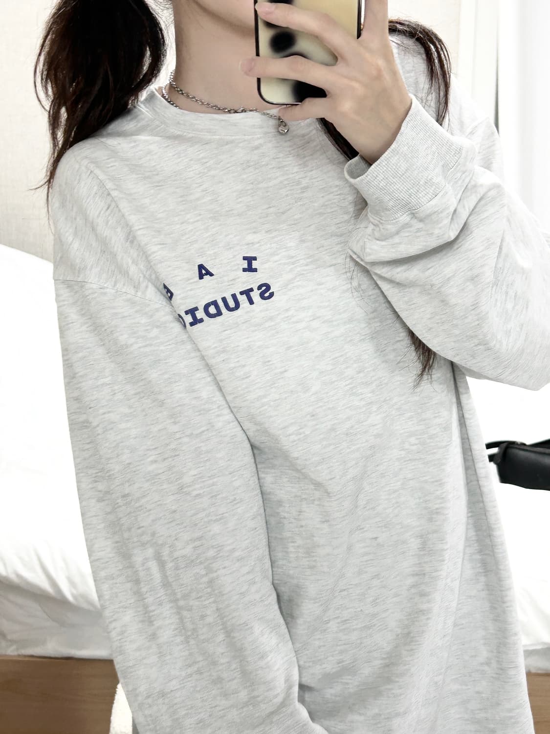 아이앱스튜디오 빅로고 롱슬리브 상품이미지3