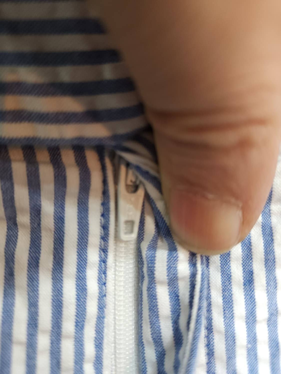 폴로 랄프로렌 시어서커 스트라이프 와이드 팬츠

 상품이미지5