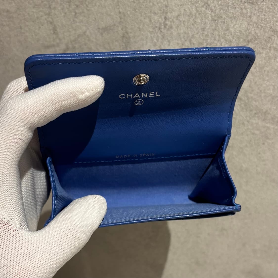A+ OS사이즈 샤넬 CC로고 시즌 캐비어 플랩 카드지갑 블루 (내장칩) 상품이미지8