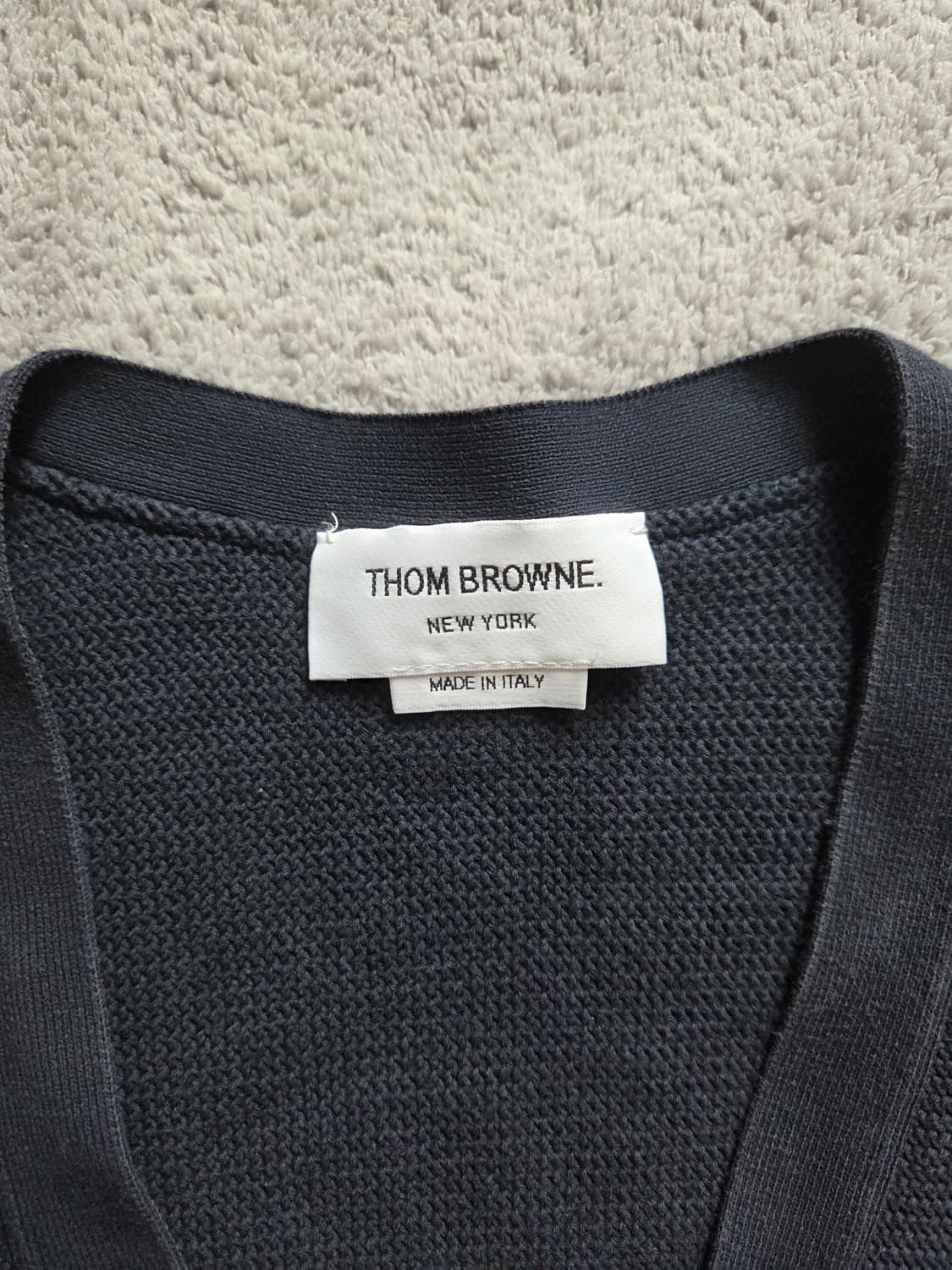 [정품] 톰브라운 라셀 스티치 사선 가디건 상품이미지3